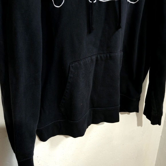 FILA | Men's Black Hoodie - Picture 3 of 10